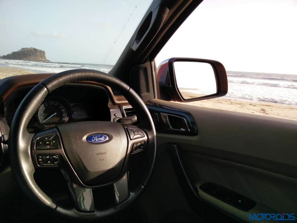 New Ford Endeavour 3.2 AT (115)