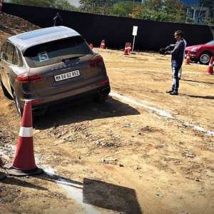 Porsche Cayenne and Macan off roading BKC MMRDA