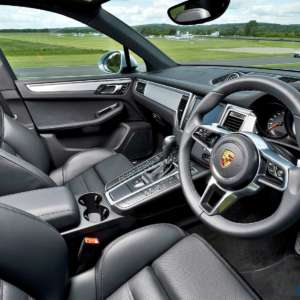 Porsche Macan interior