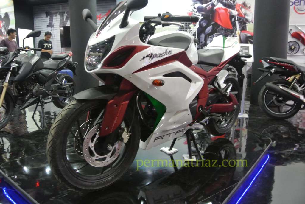 TVS Apache RTR 200 4V (3)