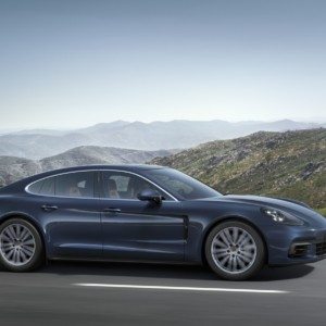 new  porsche panamera s