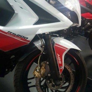 Bajaj Pulsar RS White and Red