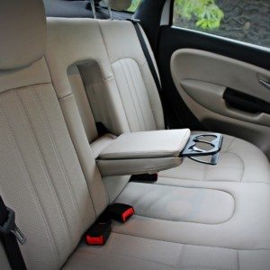 Fiat Linea S back seat