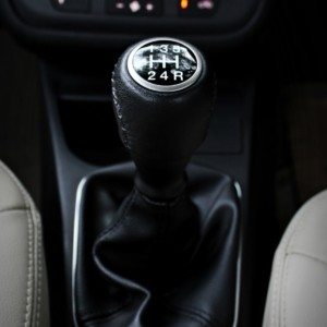 Fiat Linea S gear shifter