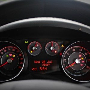 Fiat Linea S instruments