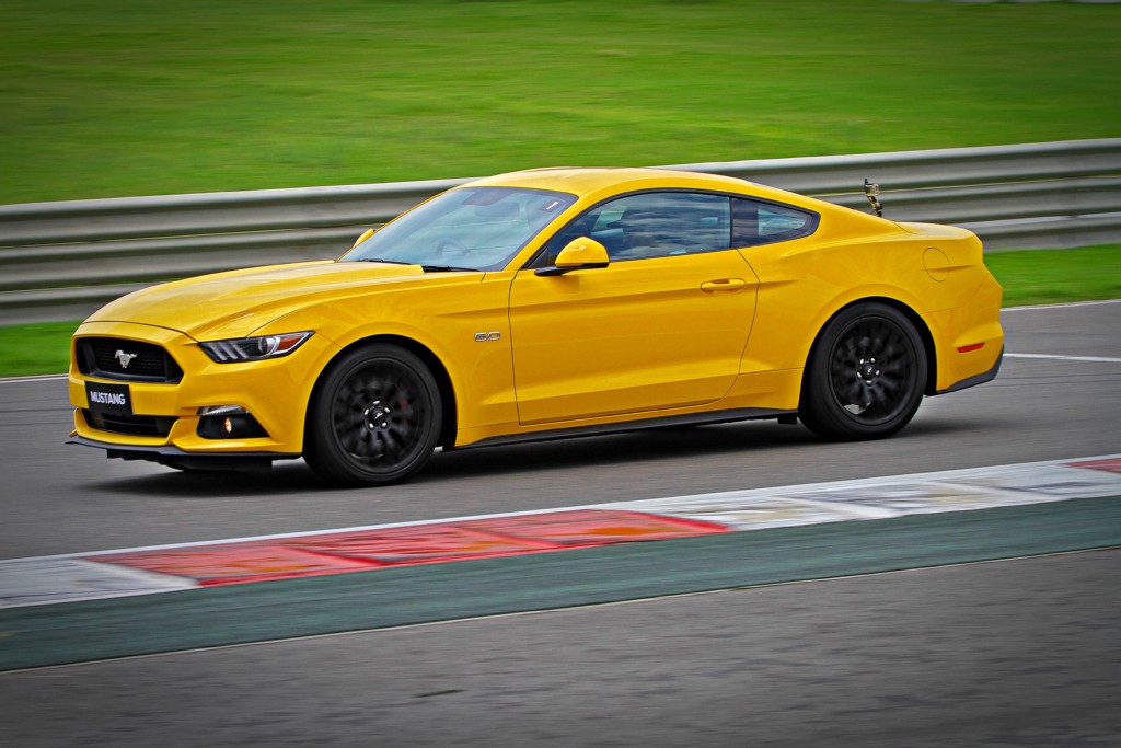 Ford Mustang Motoroids (9)