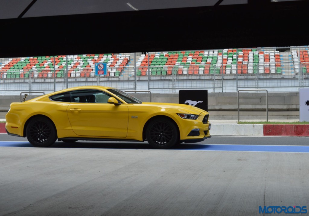 Ford Mustang Track Review India (11)