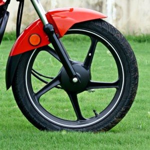 Hero MotoCorp Splendor  iSmart front tyre wheel