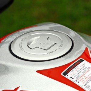 Hero MotoCorp Splendor  iSmart fuel tank cap