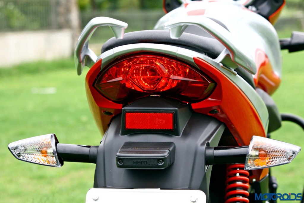 Hero MotoCorp Splendor 110 iSmart taillight grabrails (2)