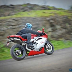 MV Agusta F R action