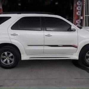 Modified Toyota Fortuner face swap