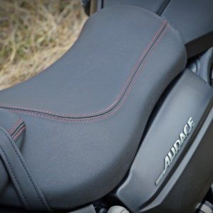 Moto Guzzi Audace seats