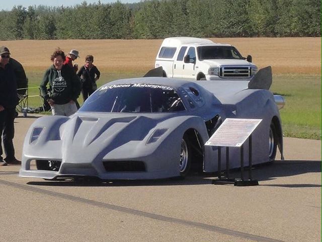 This Ferrari Enzo powered by twin jet engines a 650 km/h top speed |