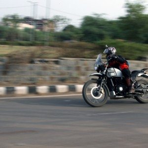 Royal Enfield Himalayan Review Action Shots New