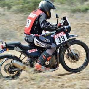 Royal Enfield Himalyan loses rear tire