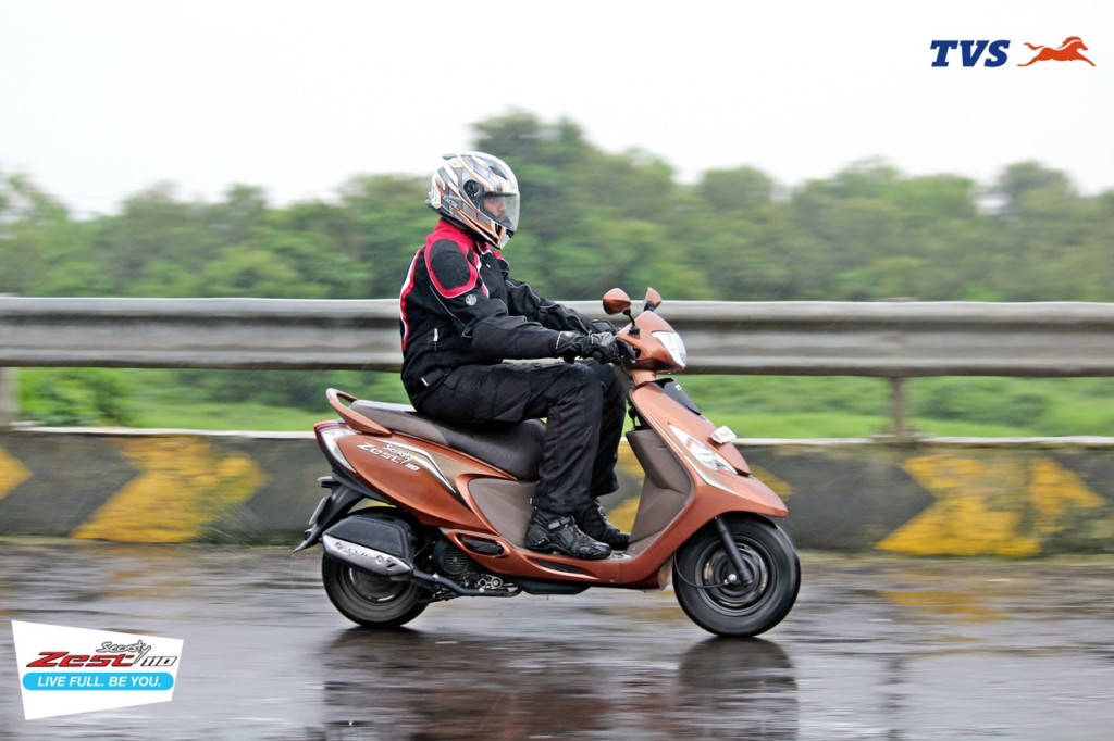 TVS Scooty Zest 110 Motoroids Get on the Road (18)