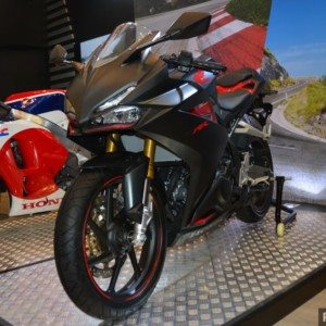 Honda CBRRR detailed images