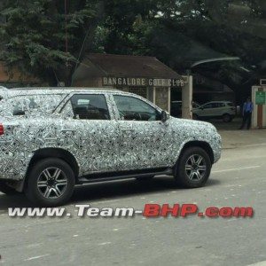 Toyota Fortuner spied once again