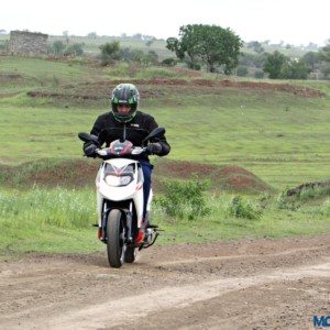 Aprilia SR  Review Action Shots