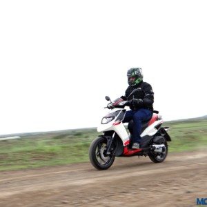 Aprilia SR  Review Action Shots