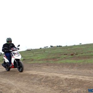 Aprilia SR  Review Action Shots