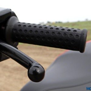 Aprilia SR  Review Details Bar Grips and Brake Levers