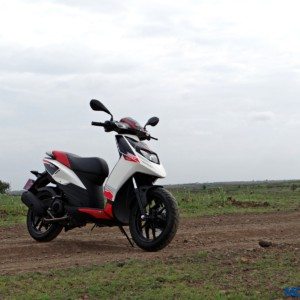 Aprilia SR  Review Still Shots