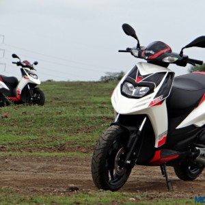 Aprilia SR  Review Still Shots