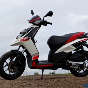 Aprilia SR  Review Still Shots