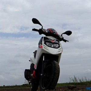 Aprilia SR  Review Still Shots