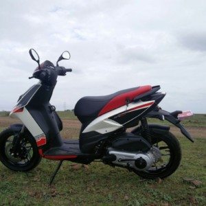 Aprilia SR