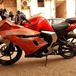 Customised Yamaha Fazer Saurav Verma