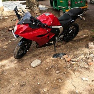 Customised Yamaha Fazer Saurav Verma