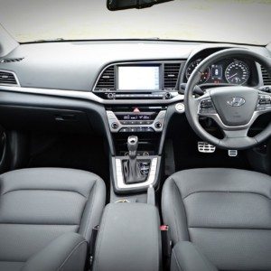 New Hyundai Elantra Dashboard