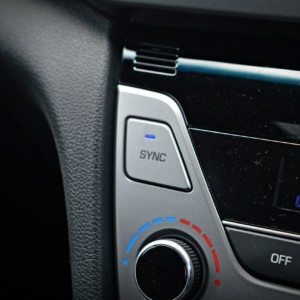 New Hyundai Elantra dual zone climate control