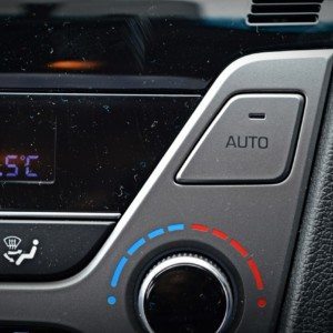 New Hyundai Elantra dual zone climate control