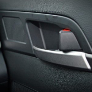 New Hyundai Elantra front door trim