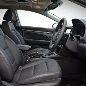 New Hyundai Elantra front seats