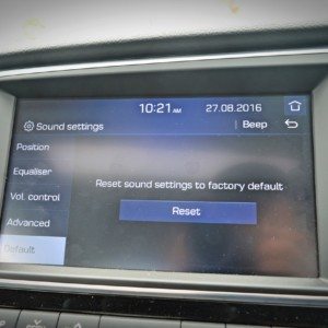 New Hyundai Elantra infotainment system