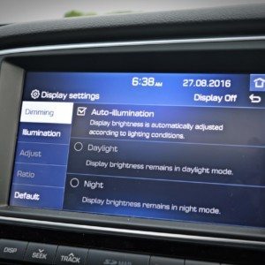 New Hyundai Elantra infotainment system