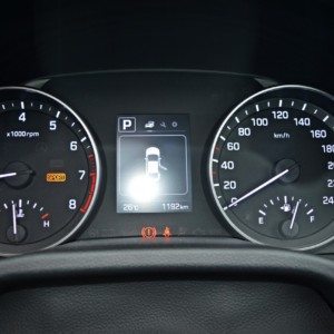 New Hyundai Elantra instrument cluster