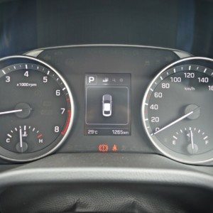 New Hyundai Elantra instrument cluster