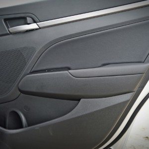 New Hyundai Elantra rear door trim