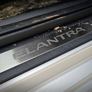 New Hyundai Elantra sill plate