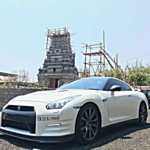 Nissan GT R modified