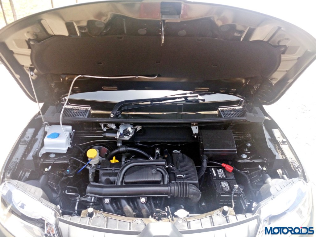 Renault Kwid 1.0L SCe Engine bay (4)