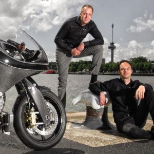 VanderHeide CarbonFibre Motorcycle