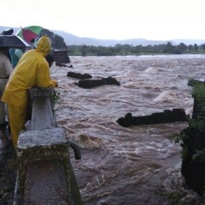 bridge on Mumbai Goa highway crumbles