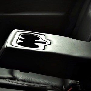 Jeep Compass rear armrest